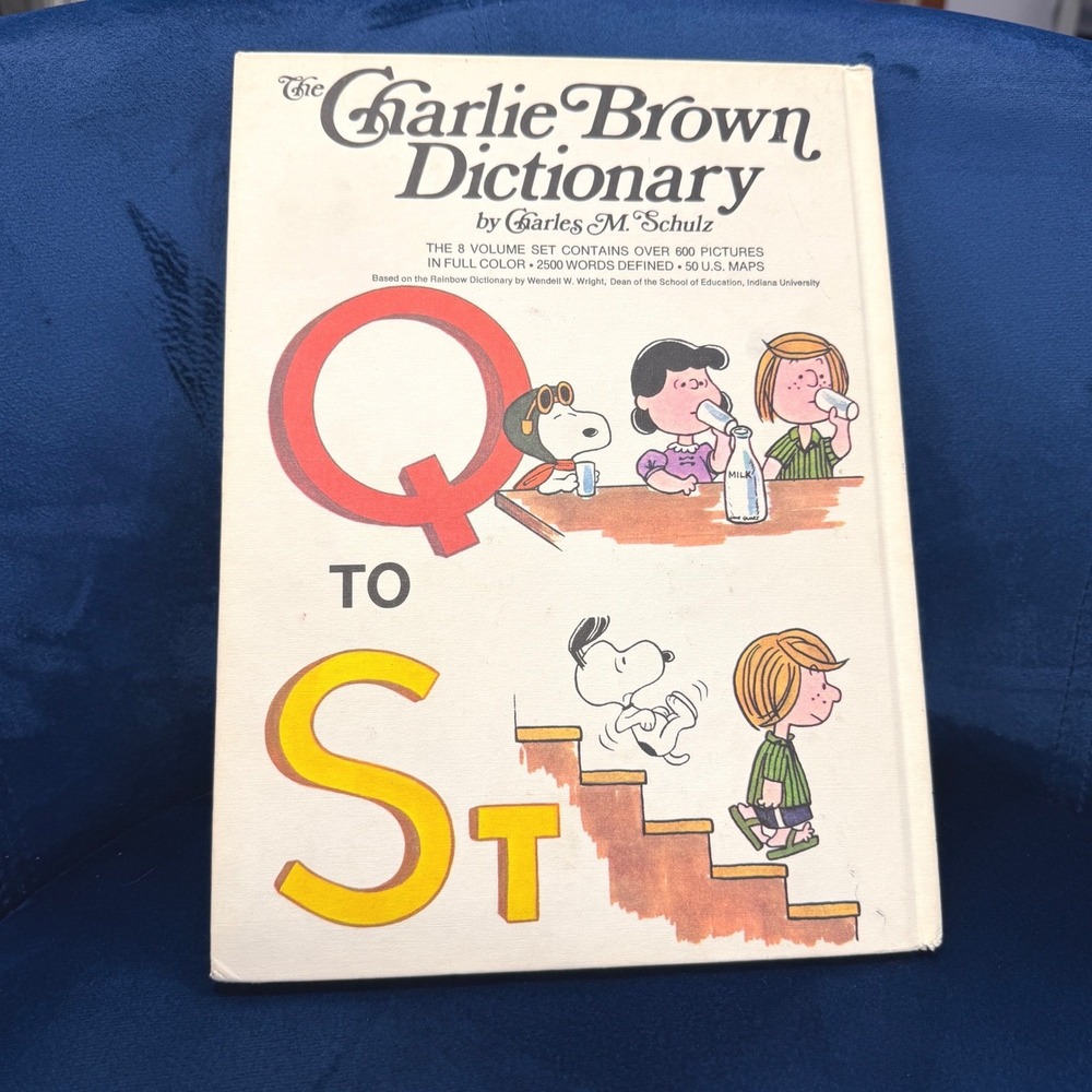 Vintage 1973 Charlie Brown Dictionary Vol 6 Q-St Charles Schultz 1st Print 1049